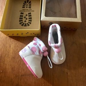 BRAND NEW BABY GIRL TIMBERLAND BOOTS size 0